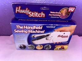 Singer Handy Stitch Mechanical Sewing Machine - $4.95