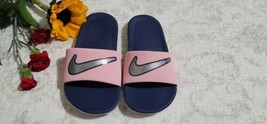 Nike Kawa  Flip Flop Sandals Girls Sz 13 Squeeze me Sequined Pink - $22.76