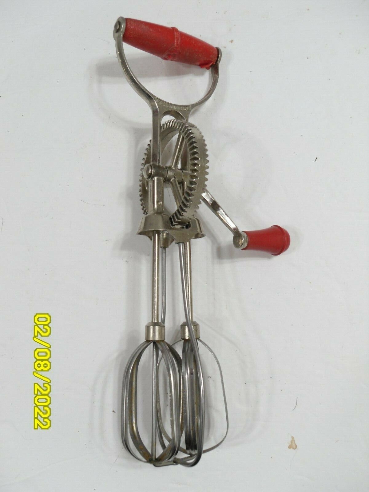 Ekco Tongs Scissor Style Beige Rubber Handle Silver Metal USA Vintage