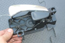2000-2002 JAGUAR S-TYPE DRIVER LEFT INTERIOR HANDLE LATCH FRONT or REAR M253 image 5