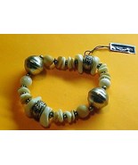 Bracelet -Genuine Lucite Made in China - $4.75