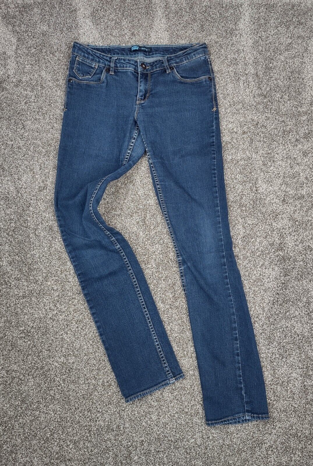 Ariya Jeans Blue Denim Women Size 5/6 Regular Solid Low Rise Bootcut Jeans