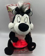 2004 Gemmy PEPE LE PEW Talk Music 8" Plush Skunk Looney Tunes Light-Up Heart - $24.95