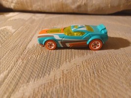 Hot Wheels Fast Fish Toy Car Vehicle Blue Orange Yellow Mattel - $7.92