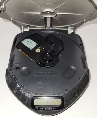 Sony Discman D-151 Digital Mega Bass Portable CD Player TESTED 