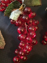 Vintage 60s Clusters of Lucite Red Grapes with leaves/stem/vine image 4