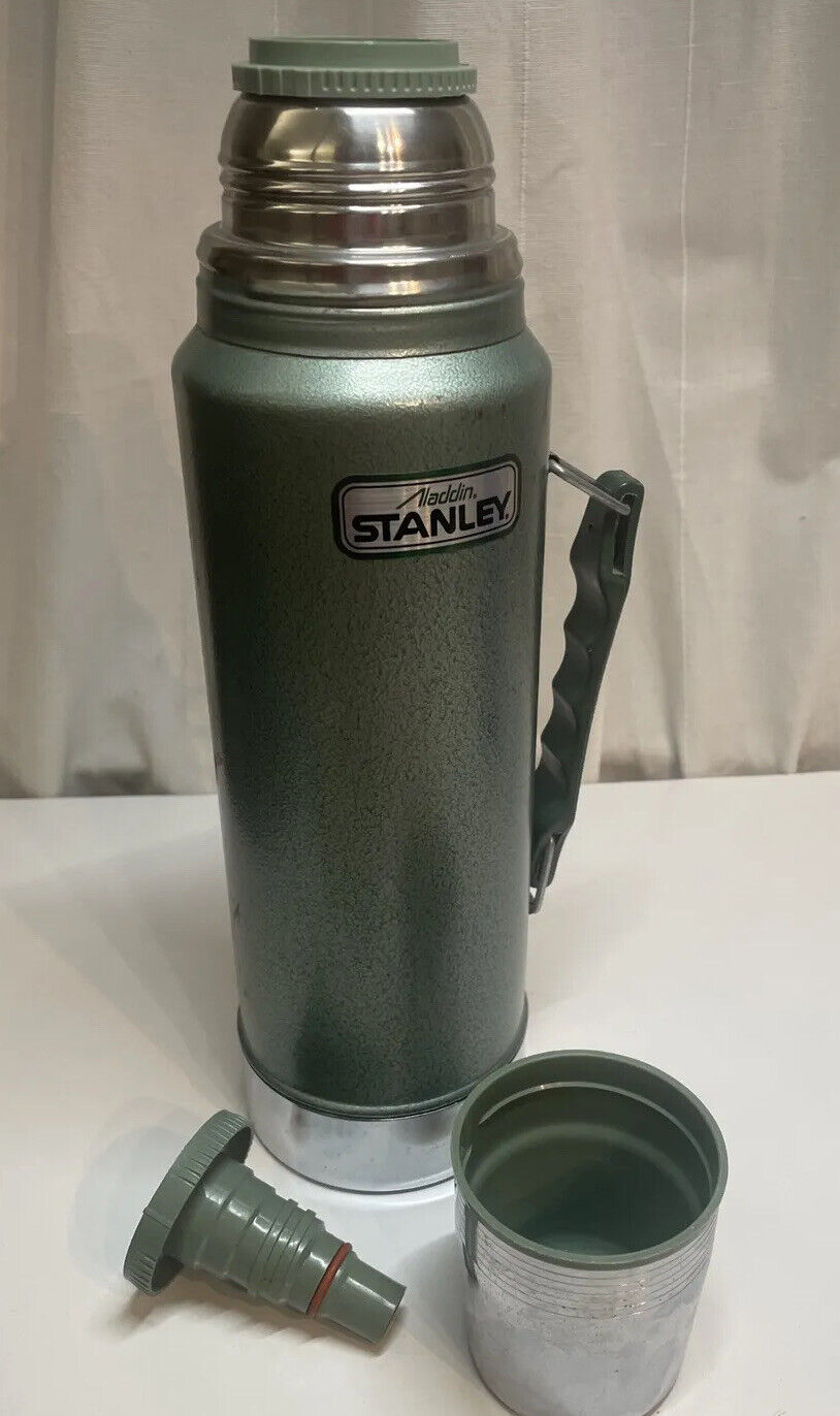 Vintage Stanley Aladdin 32 Ounce Vacuum Thermos, Hammered Steel