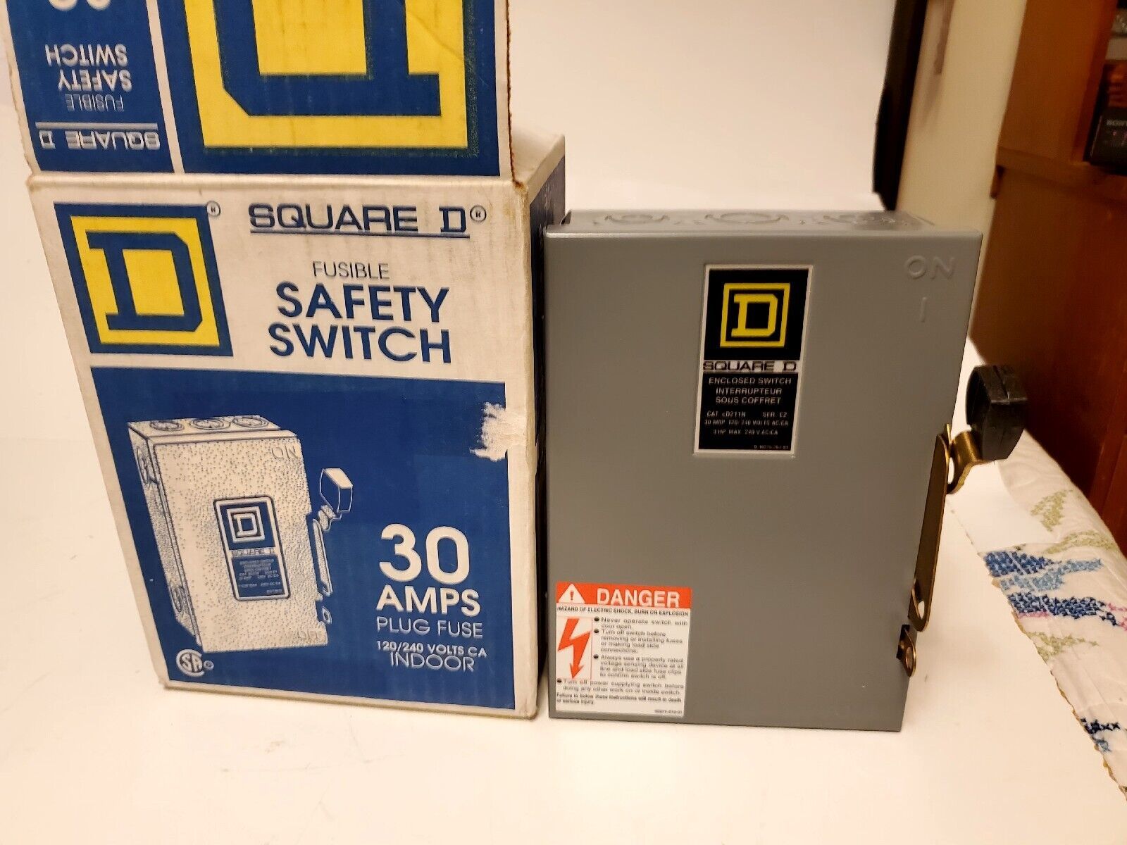 Square D 30 Amp General Purpose Safety Switch Plug Fuse Indoor 120/240