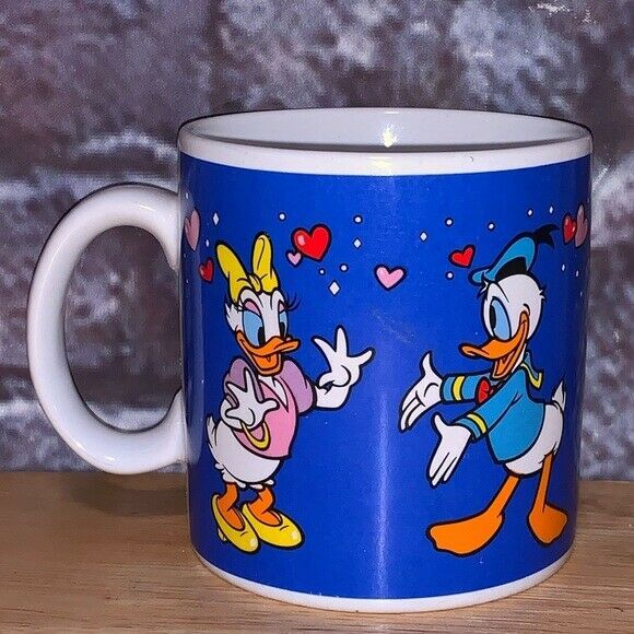 Disney Donald Duck Coffee Mug Ceramic Tea Cup 16 fl oz 