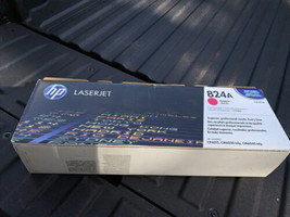 *NEW* Genuine HP LaserJet 824A Magenta Print Toner Cartridge CB383A OEM - $16.83