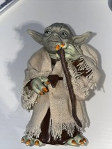 1997 Star Wars Yoda Hasbro articulated Figurine 4.75" Nice - $13.10