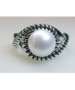Vintage Genuine PEARL RING in STERLING SILVER - Size 8 - $80.00