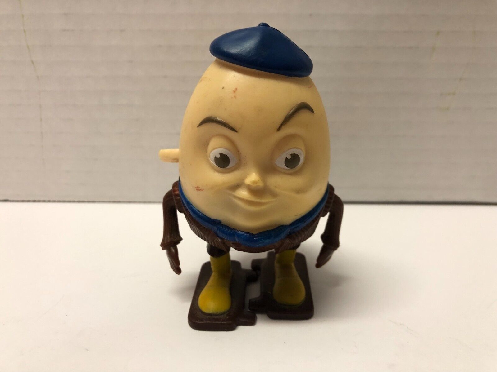 McDonald's Happy Meal Toys Puss In Boots Humpty Dumpty 6 Figurine