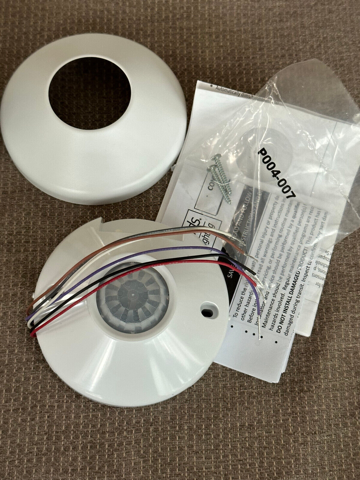 Line Voltage Ceiling Mount Occupancy Sensor