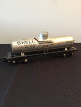 American Flyer Railroad Car #625 - Shell silver dome tank car (for parts)