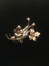 40s victorian A+Z flowers and vines brooch with mixed metals