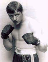 Christy Elliott 8X10 Photo Boxing Picture Irish Champion - $4.94