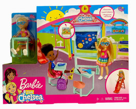 Barbie Club Chelsea Doll And School Playset 6 Inch Blonde Doll With Accessories - $23.16