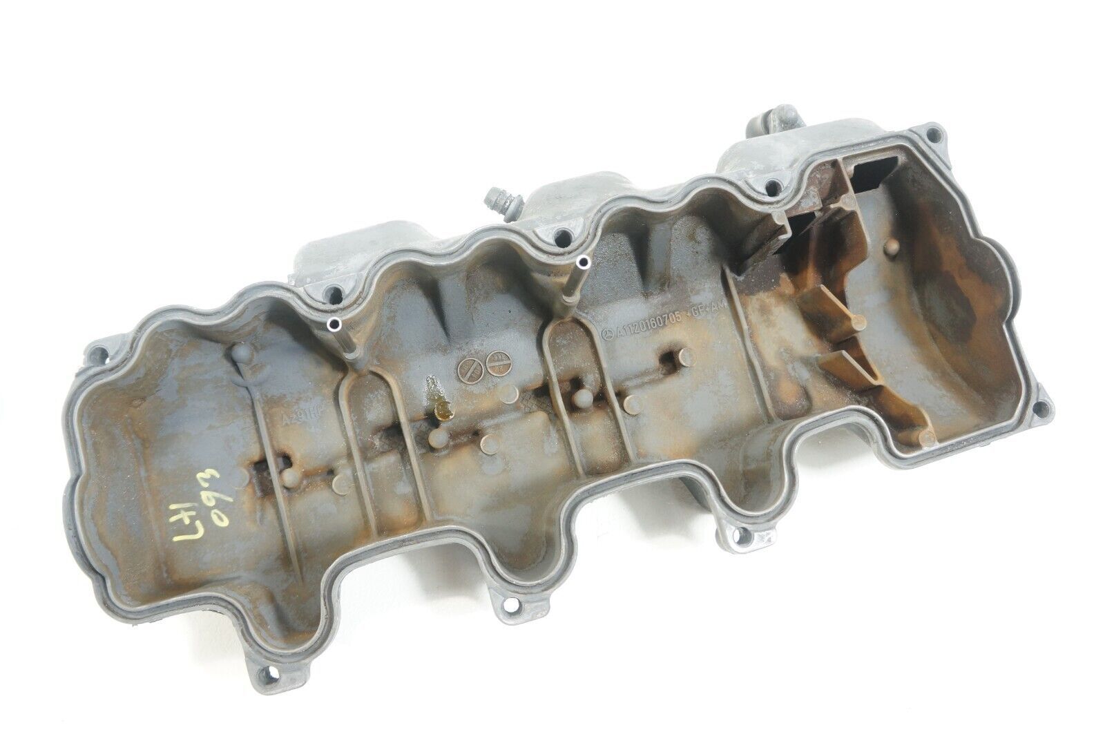 2004-2008 Chrysler Crossfire 3.2l V6 M112 Left Engine Valve Cover 