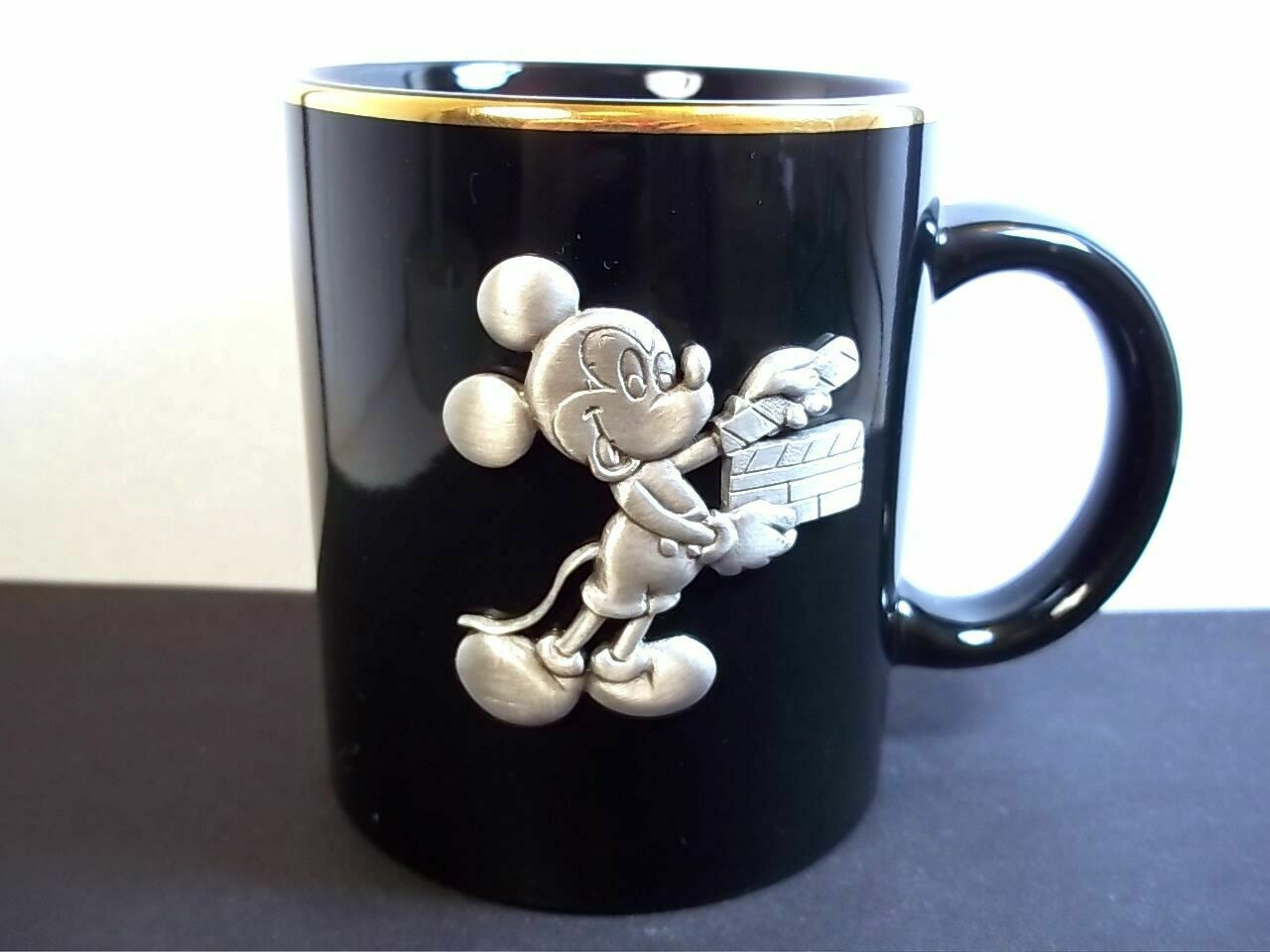 Vintage 70s Milk Glass Walt Disney Mickey Mouse Pedestal Coffee Mug 