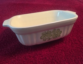 Vintage 80s light yellow Pfaltzgraff 16oz baking dish with green floral design