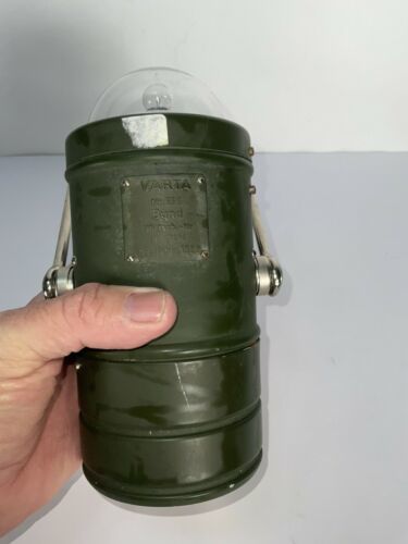 Varta German Military Flashlight Lantern No. 656 5230-12-120-1438 NIB