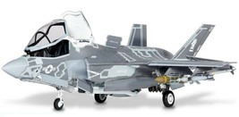 Academy 12569 USMC F-35B VMFA-121 Green Knights Plamodel Plastic Hobby Model
