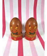 Sweet Anthropomorphic Humpty Dumpty Wooden Salt Lake Souvenir Salt & Pepper Set - $12.00