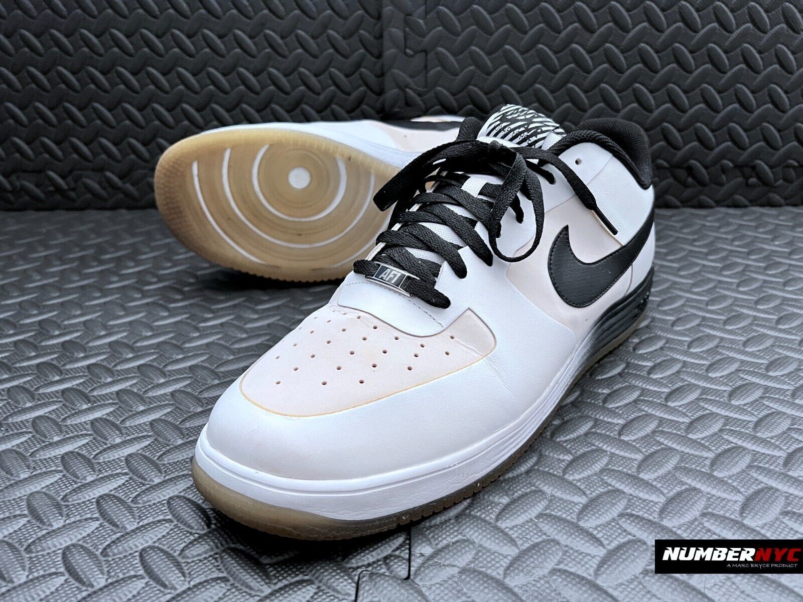 Nike Air Force 1 '07 LV8 Low Premium Black Gum Men's Size 9.5  Canvas AF1 Rare