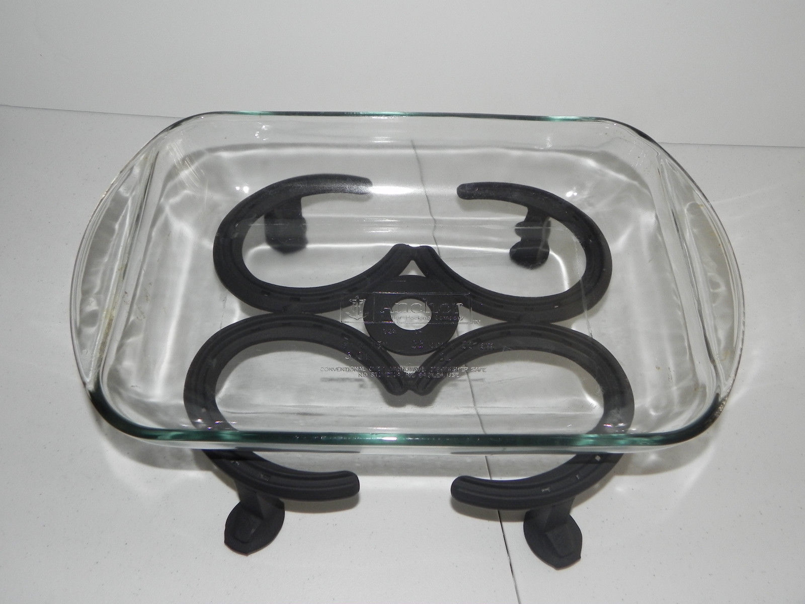 Cast Iron Horseshoe Dutch Oven Trivet