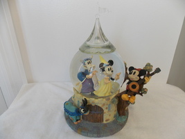 Disney Minnie & Mickey Yee Olden Days Princess Musical Snowglobe  - $85.00