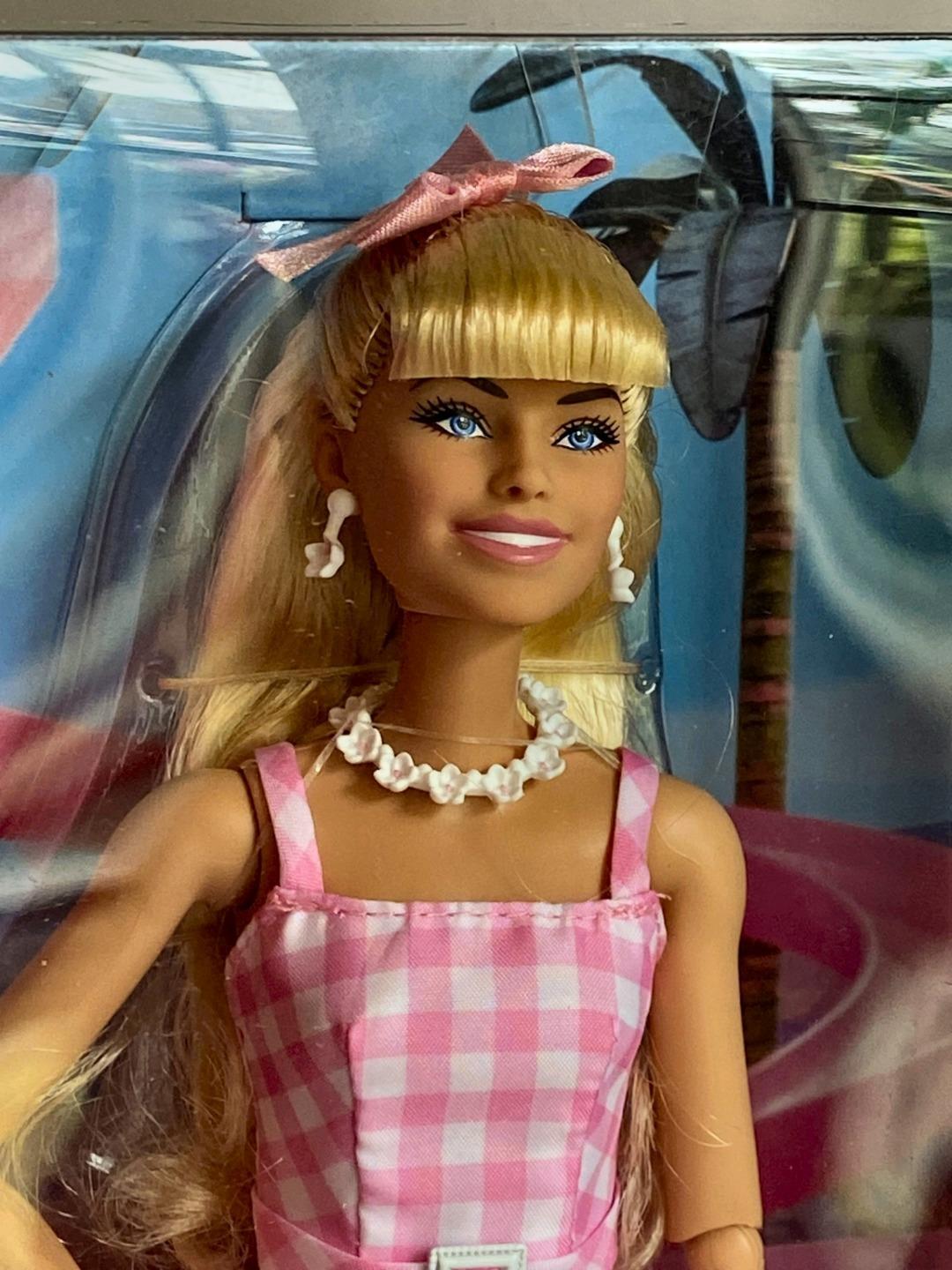 Barbie The Movie Collectible Doll, Margot Robbie as Barbie in Pink Gingham  Dress, Ages 3+ 