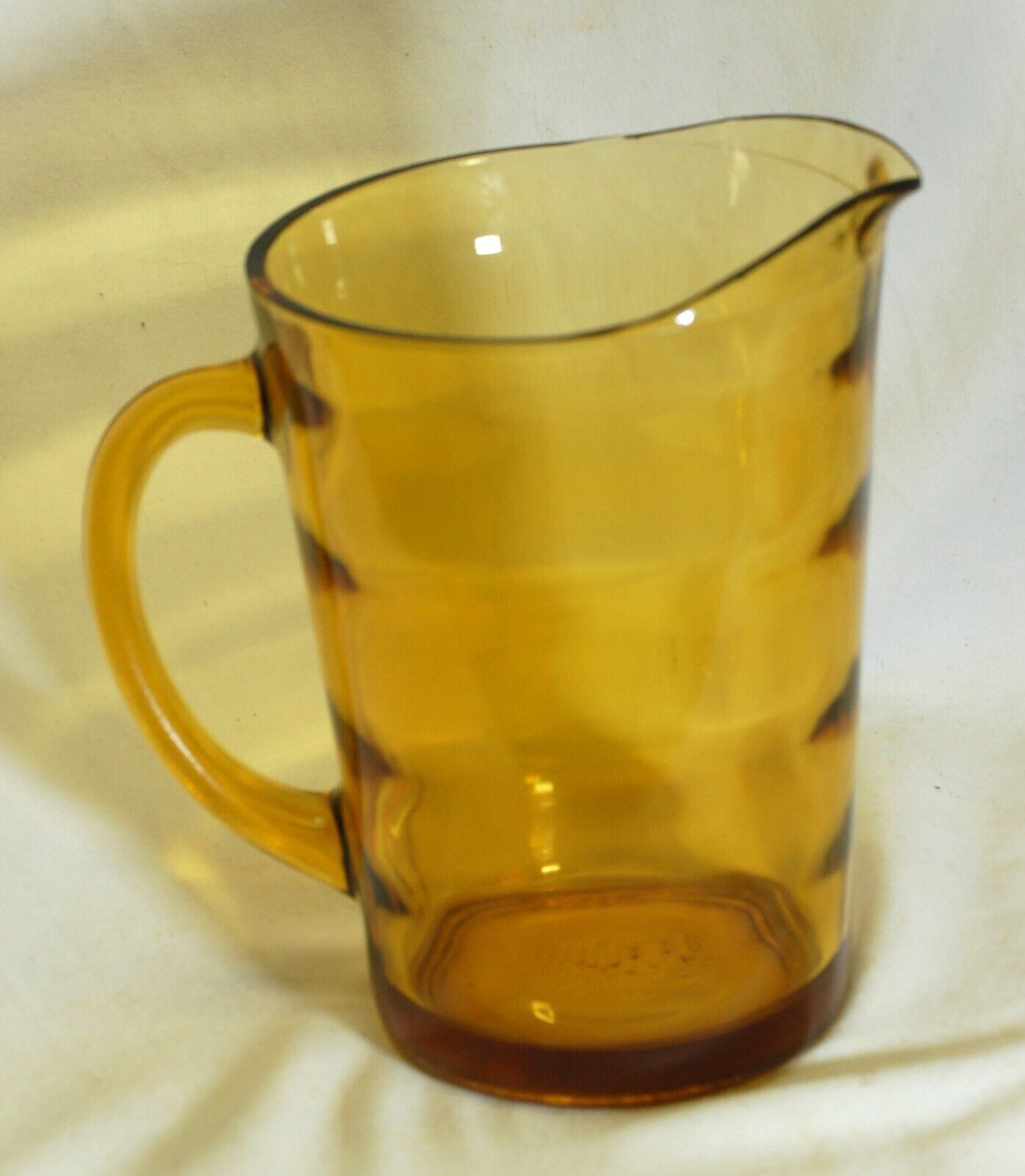 Vintage Amber Glass Pitchers Patterned Yellow Glass Lemonade Pitcher Water  Pitcher Art Deco Glass Kitchenware 