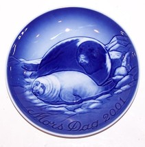 STUNNING 2001 B&amp;G BING &amp; GRONDAHL DENMARK MOTHER&#39;S DAY SEAL WITH PUP 6&quot; ... - $14.25