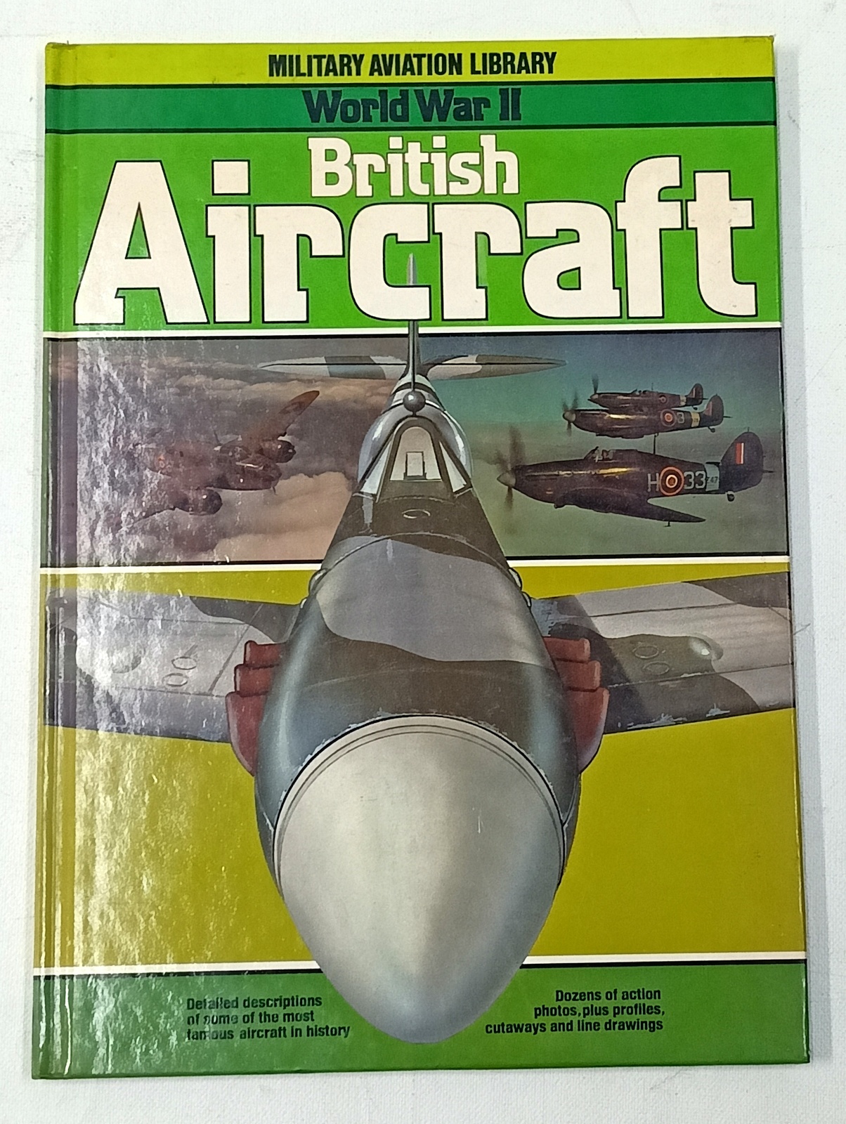 World War II British aircraft (Military aviation library) Book - Books