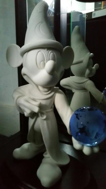 Primary image for Extremely Rare! Walt Disney Mickey Mouse Fantasia Holding Glass Globe Fig Statue