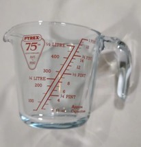 Pyrex Measuring 2 Cups Glass 500 ML Vtg Antique 1 One Red Glassware Handle  Usa 
