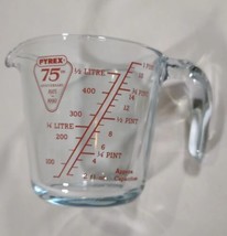 Vintage Pyrex Glass 1 Quart 4 Cups 32 Oz 1 Quart Measuring Cup D Handle 532  N-31