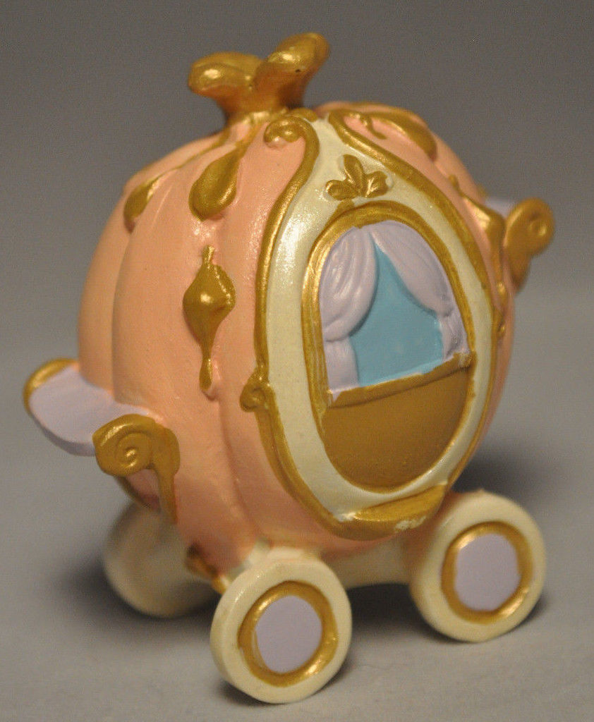 Hallmark Cinderella's Pumpkin Coach QFM 8127 Merry Miniature