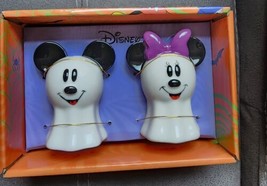 NWT Disney Mickey Mouse & Minnie Mouse Ghost Halloween Ceramic Salt Pepper Set  - $36.00