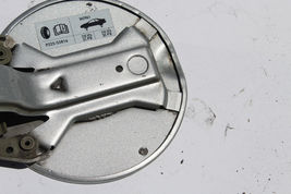 1999-2004 FORD MUSTANG V6 FUEL FILLER DOOR LID GAS TANK COVER K2723 image 8
