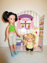 MGA My Favorite Babysitter Play Set 2 Dolls Clothes Lift-Tab Kitchen 2006 - $14.99