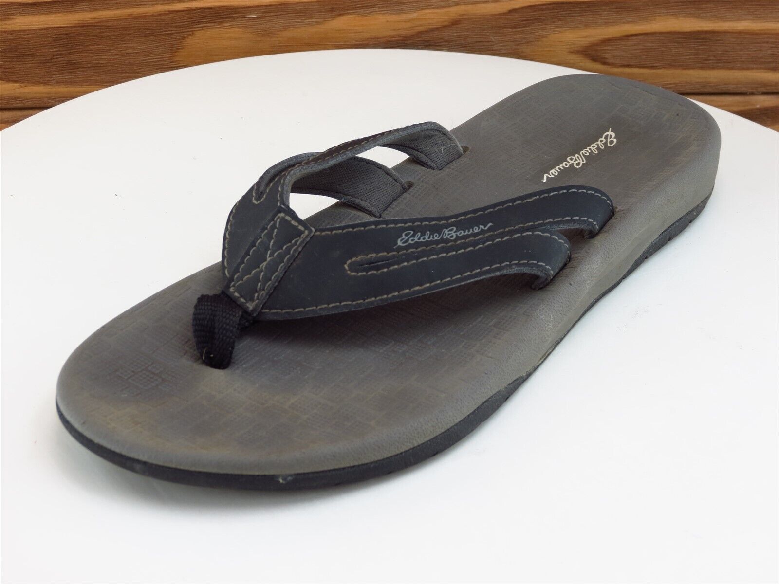 Eddie Bauer Size 8 M Women Sandal Flip Flop Gray Synthetic Sandals