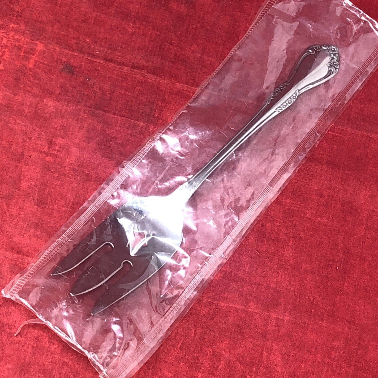 NEW Deluxe Oneida Mansfield Amadeus Serving Cold Meat Fork WM A Rogers