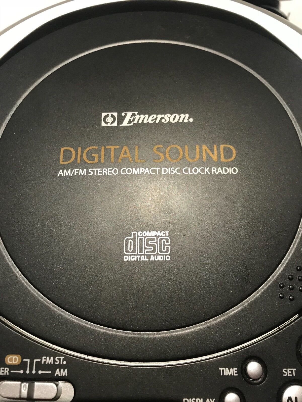 Emerson Compact Disc Clock AM/FM Stereo Radio Model CKD9906 With Owners