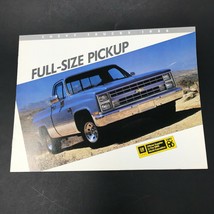 1986 Chevrolet Full Size Pickup Truck Sales Brochure GM Canada - $14.14