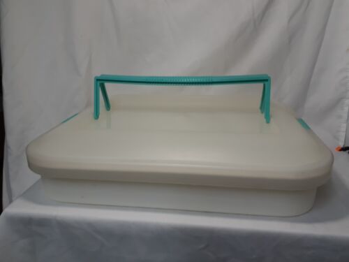 Tupperware Sheet Cake Carrier #622 Speckled Base Rectangle 13 x 9