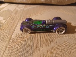 Hot Wheels Retro-Active 2010 Dinosaur Patrol Toy Car Vehicle Purple Green Mattel - $7.92