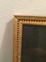 Vintage 40s gold ornate 5" x 7" frame with red under front gold design image 3