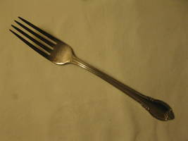 Rogers Bros. 1847 Remembrance Pattern Silver Plated 7.5" Table Fork #5 - $7.00